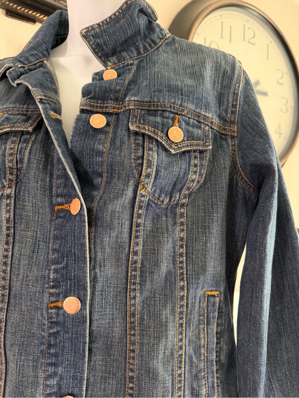 Old Navy Classic Dark Denim Jacket Lg k514 - Picture 2 of 8